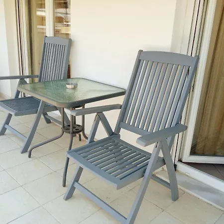 Tzikas شقة سالونيك