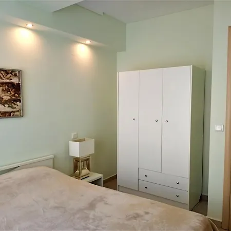 Tzikas Apartament *