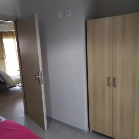 Tzikas Apartamento *